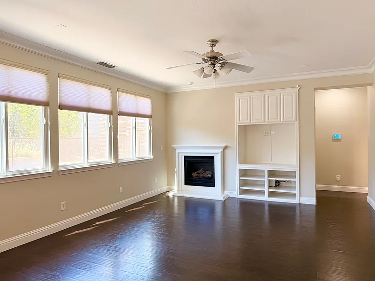 653 Lilja Ct — Photo 8