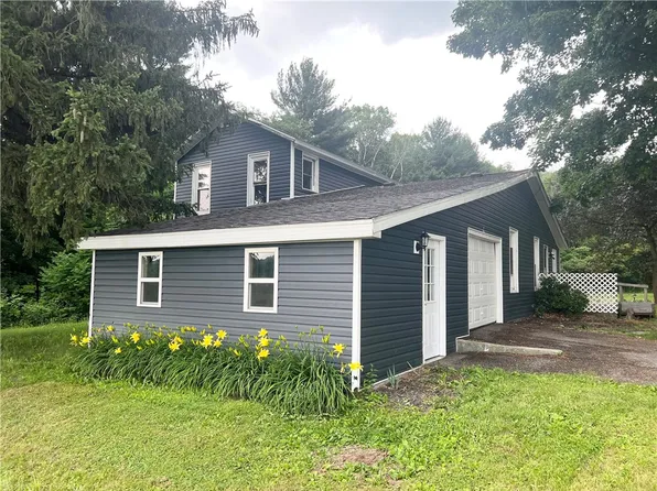 12655 Donation Rd, Waterford, PA 16441