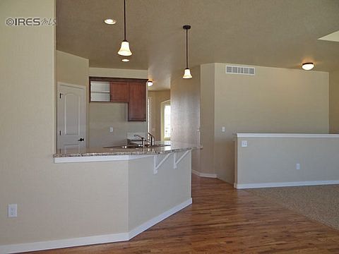 4th image of 417 N 78th Ave