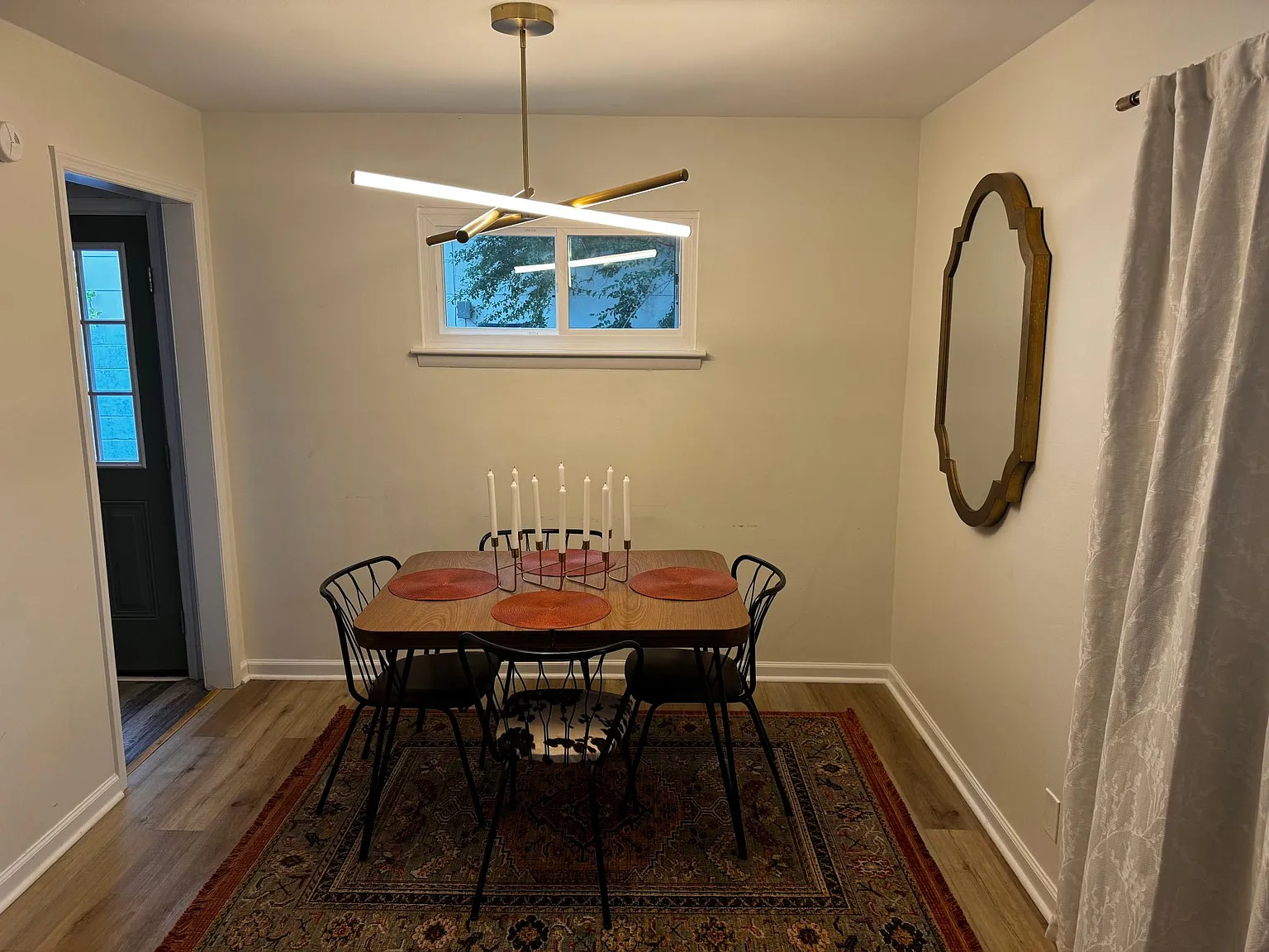 801 Snow St — Photo 1