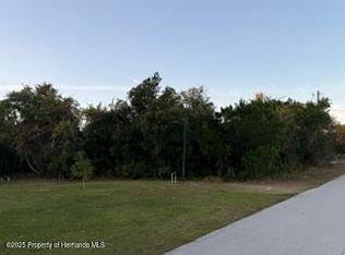 5301 Sandra Dr, Weeki Wachee, FL 34607