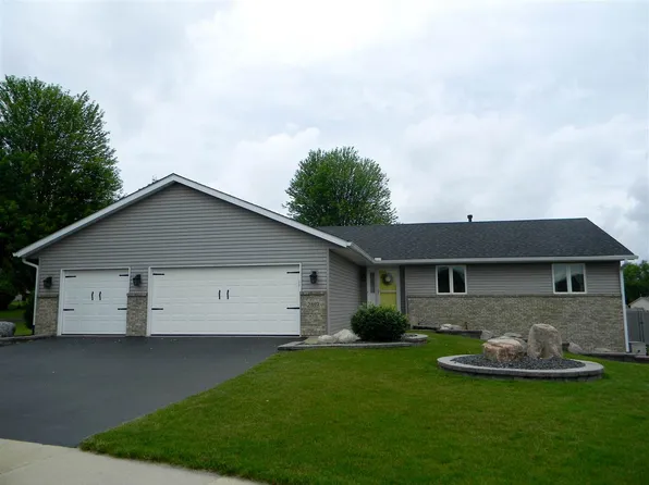 2889 Kregel Dr, Rockford, IL 61109