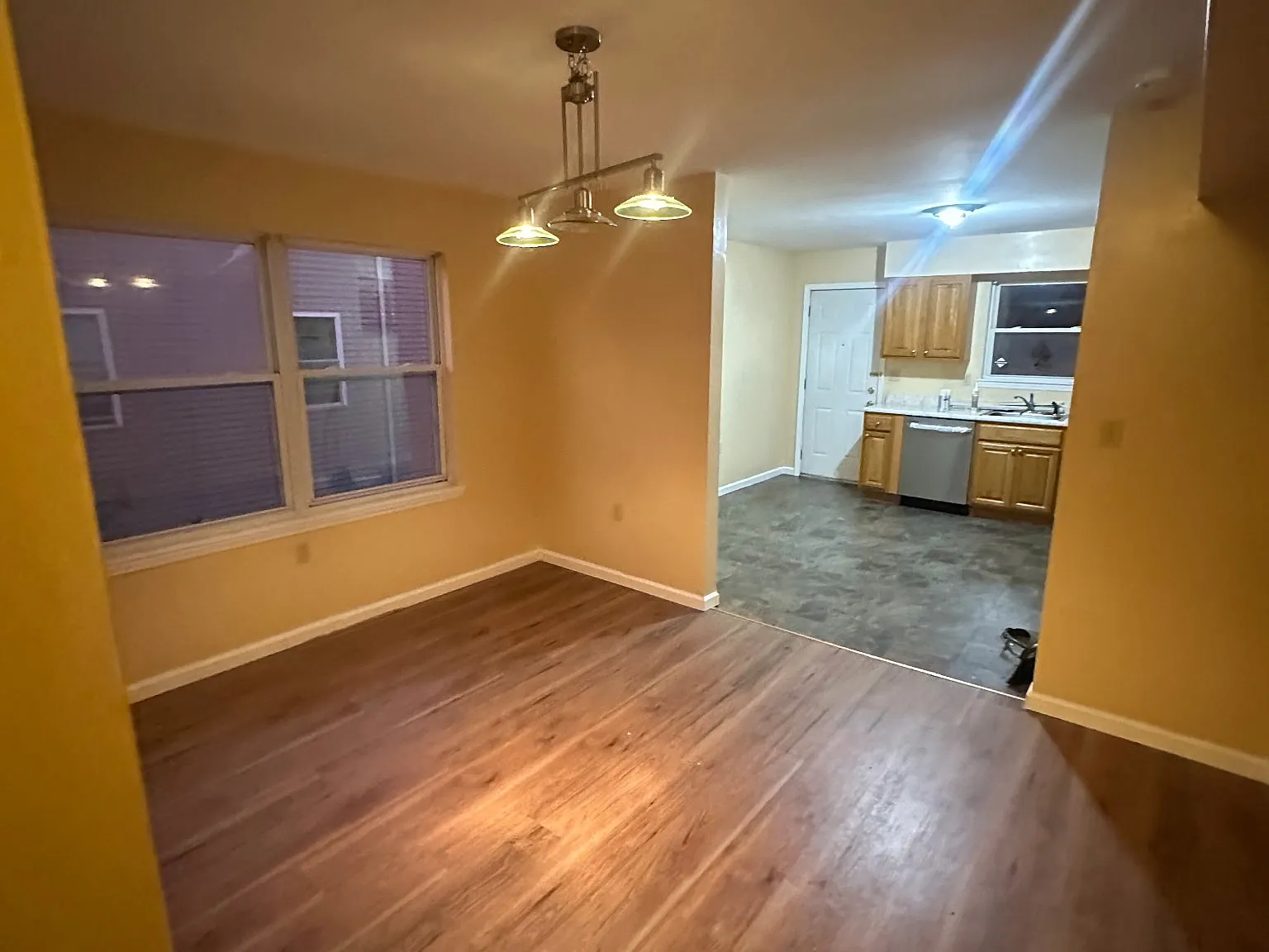 3 bed, 1.5 bath, $2,800 — Photo 2