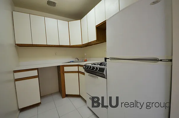 Rented by BLU Real Estate | media 5