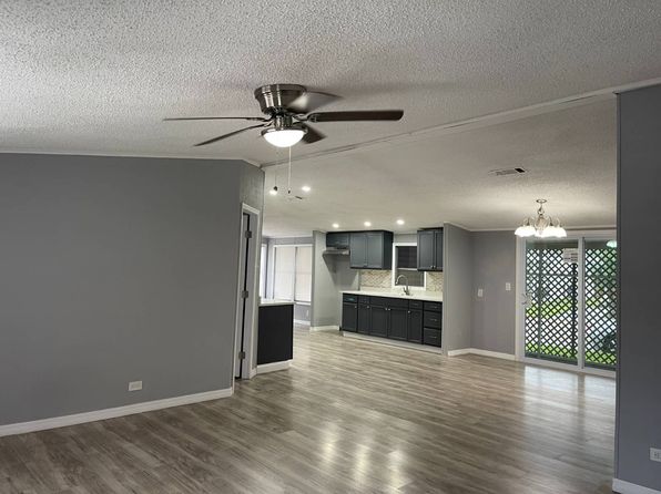 9014 Dale Dr, Tampa, FL 33615