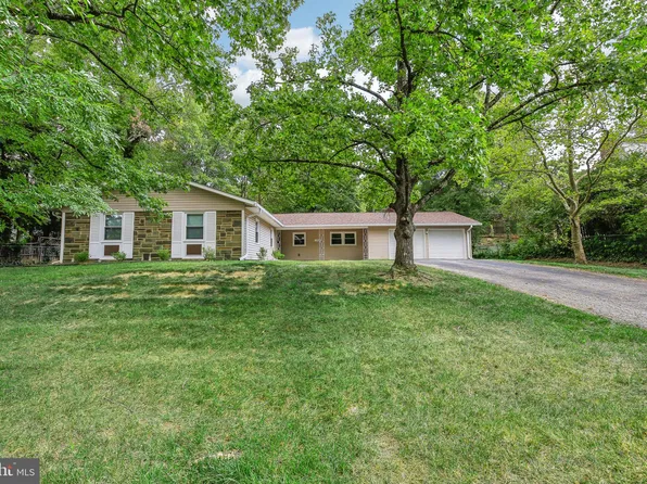 12503 Silverbirch Ln, Laurel, MD 20708