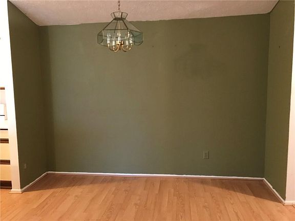 3rd image of 4260 Village Parkway East Cir Unit 5
