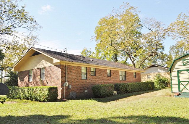 2nd image of 115 Duane Dr