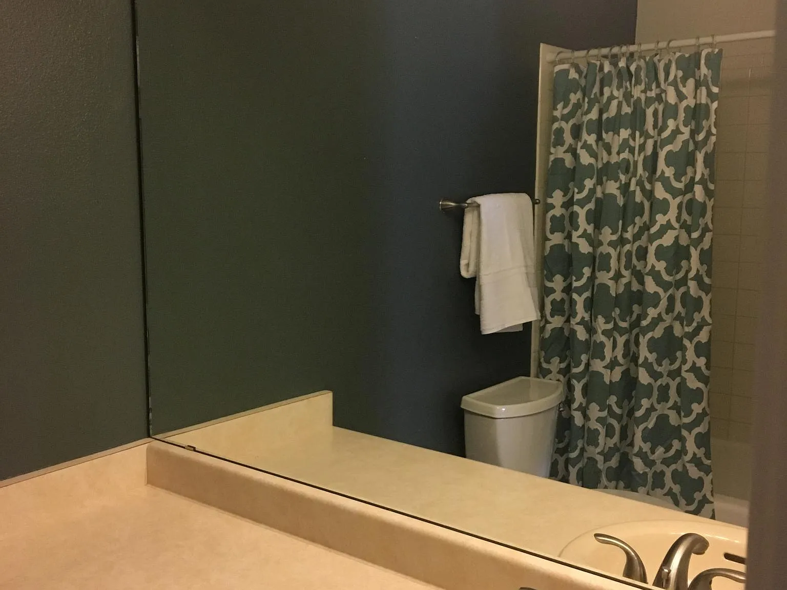 2 bed, 1011 sqft, $2,200 — Photo 2