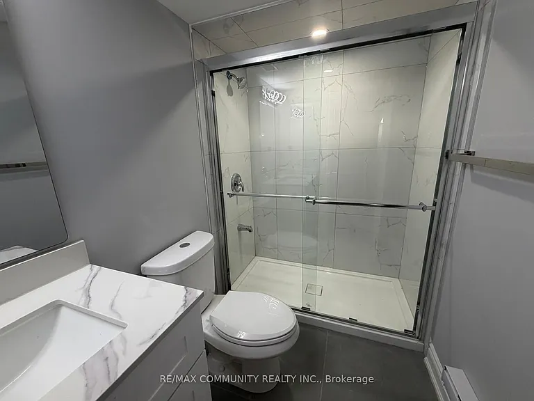 224 Fleetwood Dr #BASEMENT — Photo 20