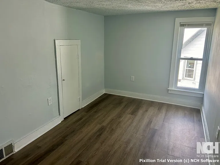 79 Saint Charles St — Photo 5