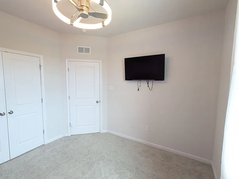 5143 Constitution St — Photo 48