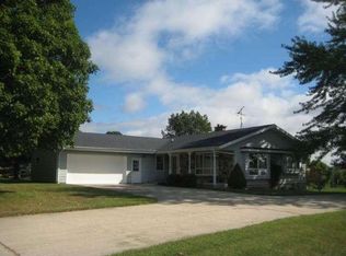 N7829 Rusmar Rd, Saint Cloud, WI 53079