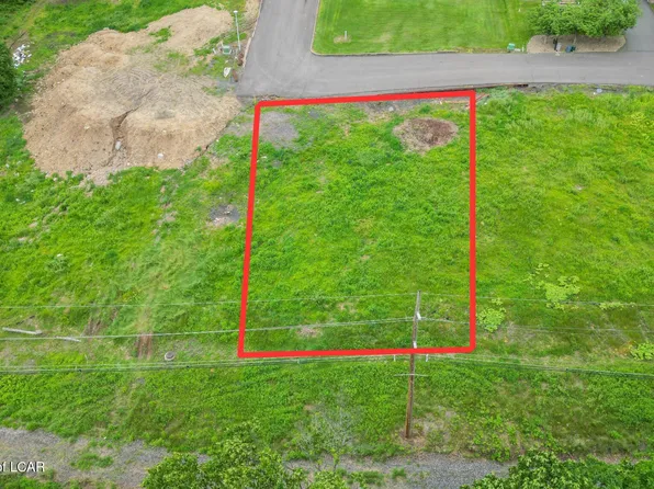 21 Brian Pl, Nanticoke, PA 18634