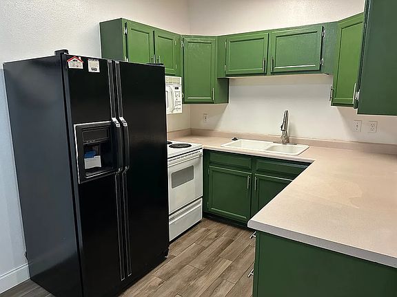 5th image of 150 S 800 E APT E6