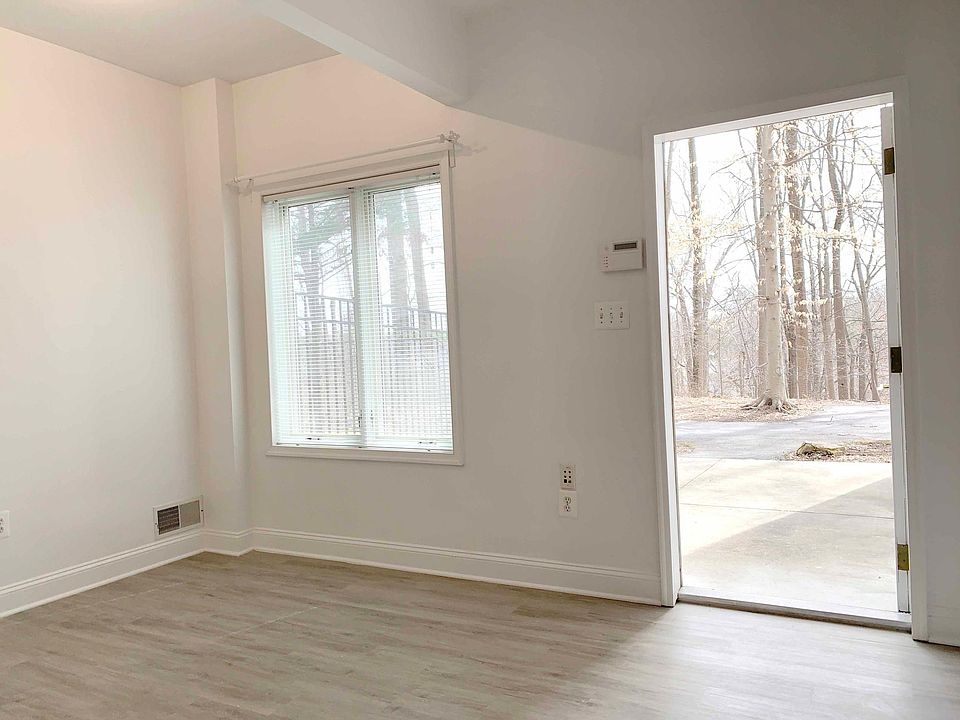 Living/ Entrance
