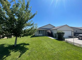 614 Botaka Loop, Benton City, WA 99320