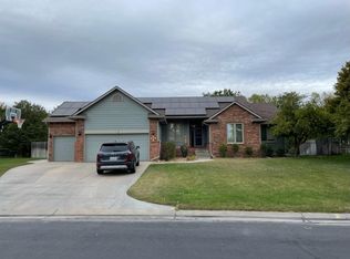 1410 W Northpointe Ct, Andover, KS 67002