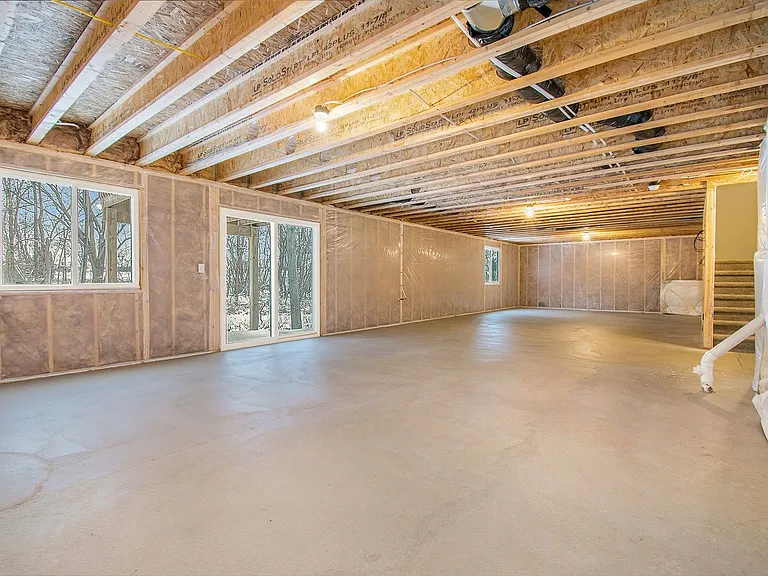 1867 Bluff Ridge Ct — Photo 19
