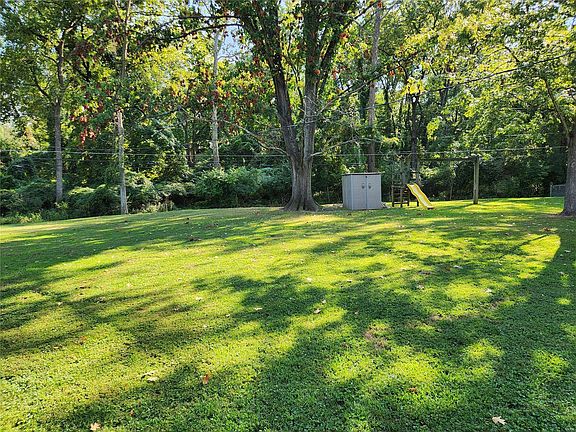 4th image of 614 Claymont Dr