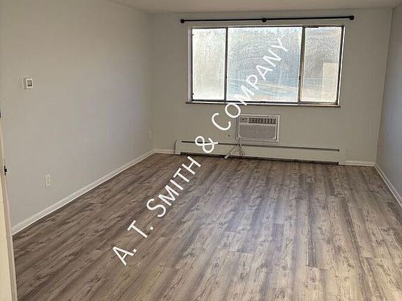 3rd image of 1130 10th St APT 201