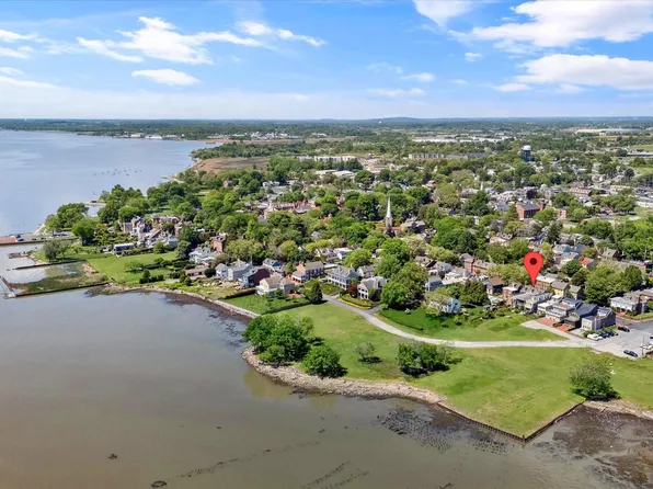 151 E 2nd St, New Castle, DE 19720