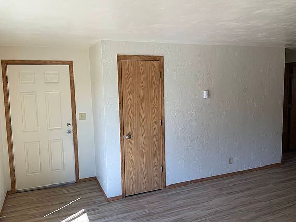 4th image of 89 Federal Ln #0