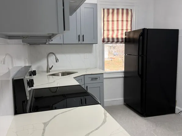 8114 Jeanes St Floor 2, Philadelphia, PA 19111