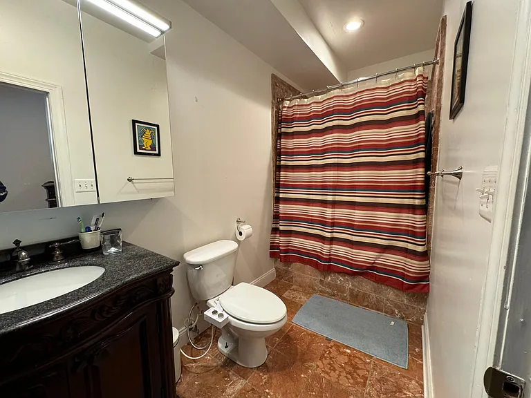 23 S Linwood Ave — Photo 16