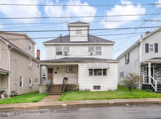 23 Farview St, Carbondale, PA 18407