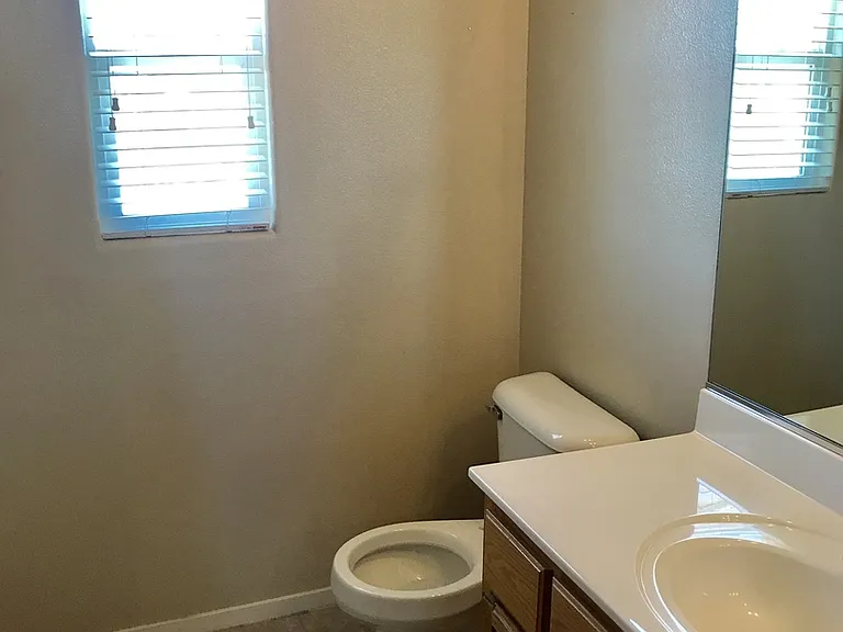 8725 Radiant Ruby Ave — Photo 19