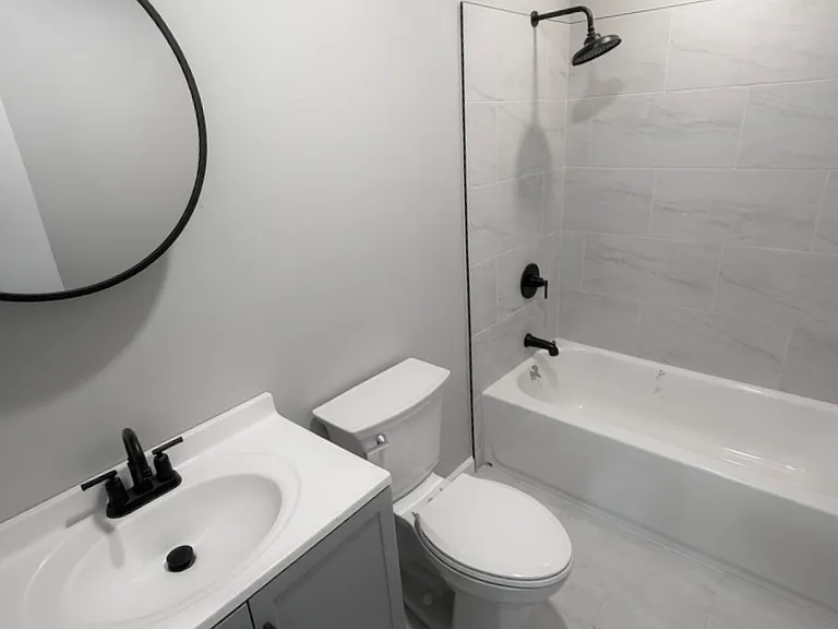106 Howard Ave #R — Photo 3