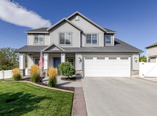 579 S 850 E, River Heights, UT 84321