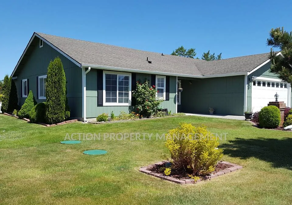 221 Independence Dr