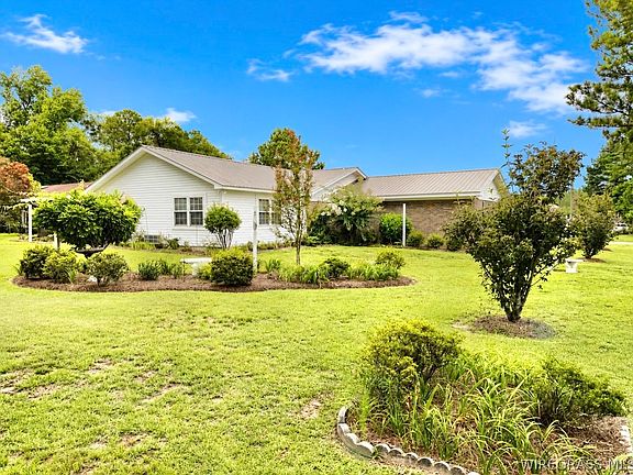 4th image of 1806 Highland Dr