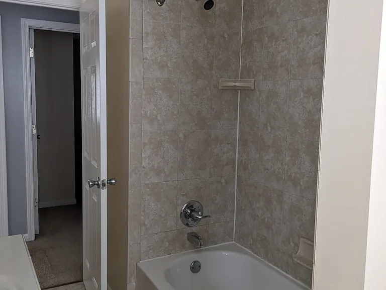 13241 Brainwood Ave — Photo 14
