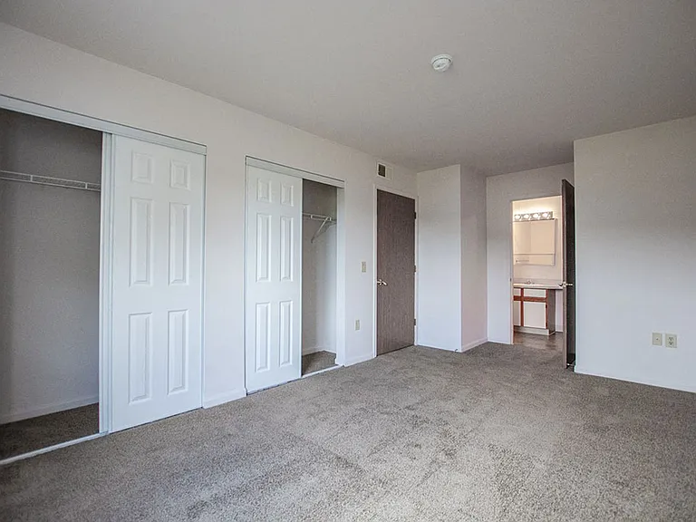 Walnut Creek Apartments — Photo 4