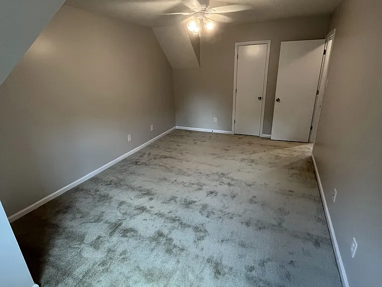 7322 Albert St — Photo 14