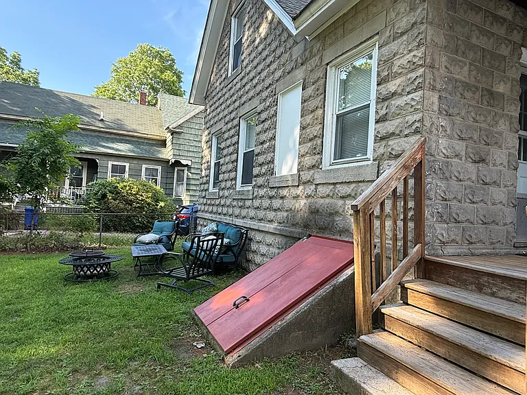 99 Wilson St — Photo 10
