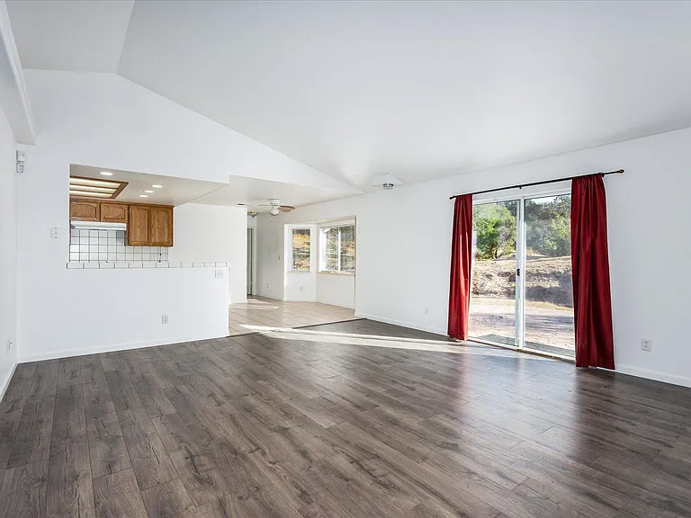 43106 Revis Cir E — Photo 10