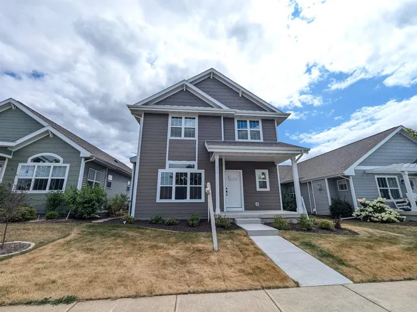 213 Lillehammer Ln, Mount Horeb, WI 53572
