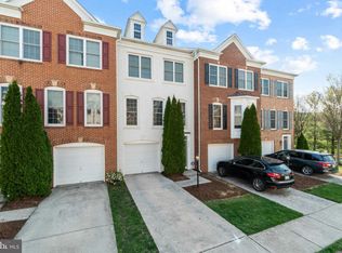 2461 Terra Cotta Cir, Herndon, VA 20171