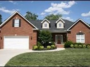 7912 Cedar Stone Ln, Powell, TN 37849