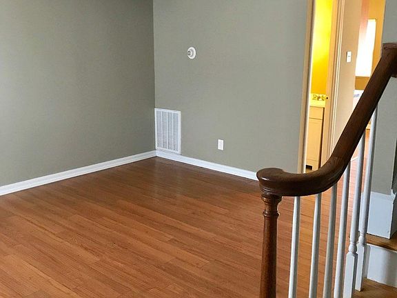 2nd image of 845 Lepere Ave