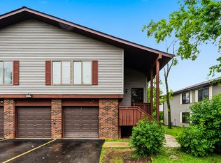 13 Elm Ct #1, Bolingbrook, IL 60440