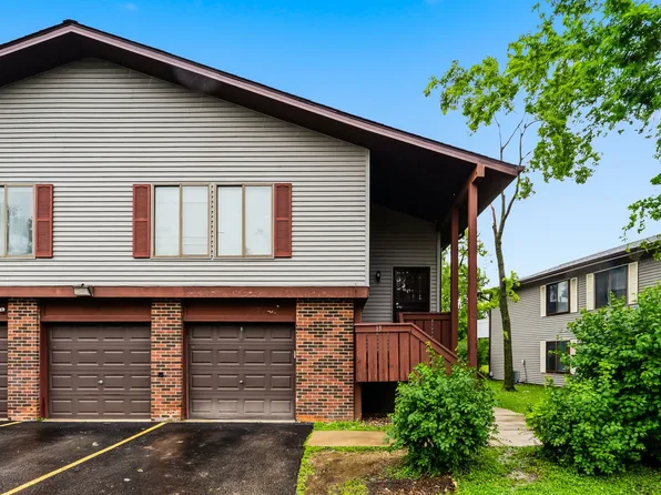 13 Elm Ct #1, Bolingbrook, IL 60440