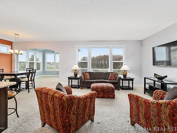 5th image of 7599 E Morgan Ln SE