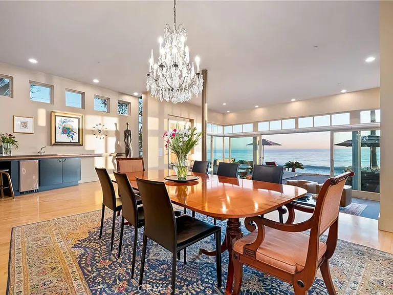 35121 Beach Rd — Photo 8