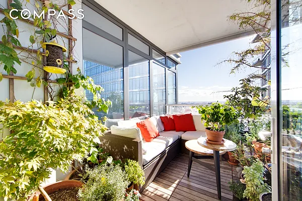 Rented by Compass | media 10