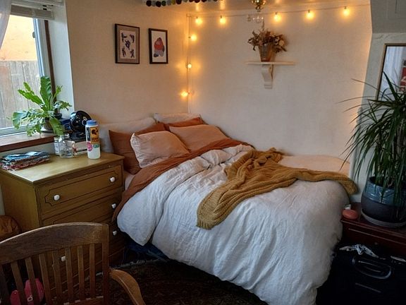 5th image of 619 Marine St #10762642